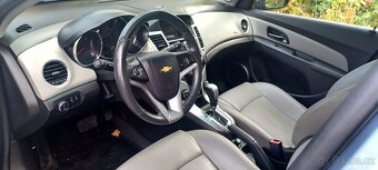 Chevrolet Cruze 2011 - 5