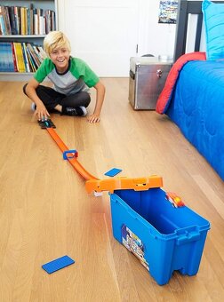 Hot wheels dráha s legem - 5