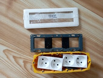 Prodám dřez, sifon a zásuvky - 5