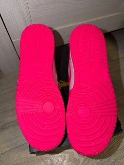Jordan air 1 low pink foam - 5