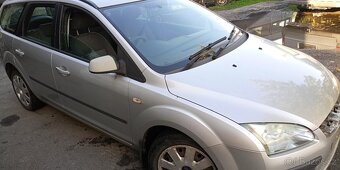 Ford Focus mk 2 r.v. 2005 celý na ND - 5