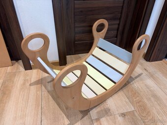 Dřevěná houpačka, klouzačka Montessori - 5
