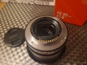 Sony FE 35mm f/1.8 - 5
