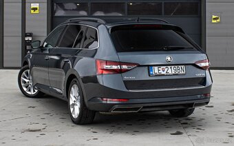 Škoda Superb Combi 2.0 TDI 2018 - 5