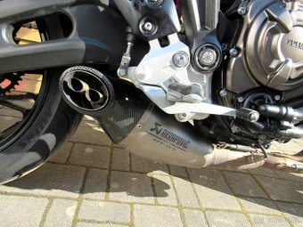 Yamaha MT 07 - 5