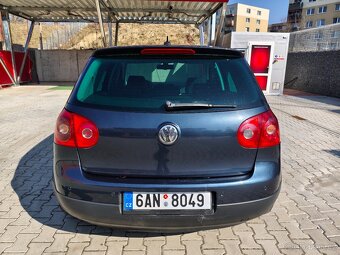 Volkswagen Golf 5 - 5