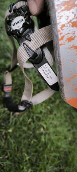 Cyklistická junior Uvex přilba - 5