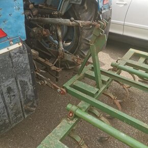 Nesený kultivátor s bránami za traktor. - 5
