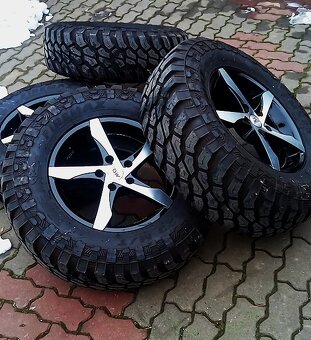 pneumatiky 265/70 R17 4x4 M/T cca 800km najeto, jako NOVÁ - 5