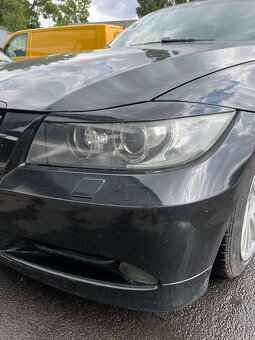 Komplet na náhradní díly-BMW E90 320D - 5