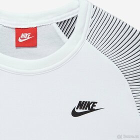 Nike Sportswear Tech Fleece Crew bílá mikina, vel. XS - 5