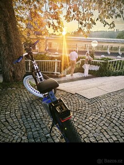 Elektrokoloběžka Hugobike - 5