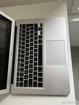Apple MacBook Air 13” (2017) – super stav - 5