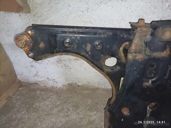 Prodám nápravnici z vozu Fiat Grande Punto . - 5