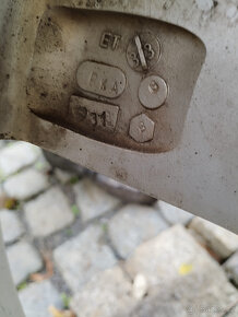 ALU kola VW s pneu Michelin zimní 215/65/16 - 5
