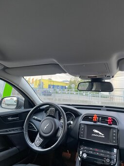 Jaguar xe 2016 - 5