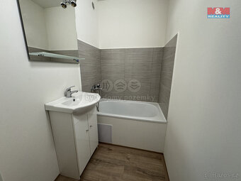 Pronájem bytu 1+kk, 29 m², Strakonice, ul. Povážská - 5