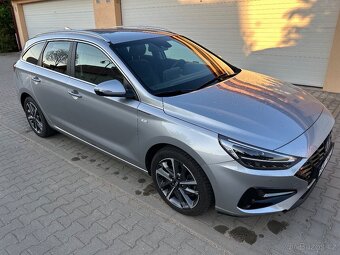 Hyundai i30, 1.6 CRDI 100kw, automat, DPH, 1.majitel, ZÁRUKA - 5