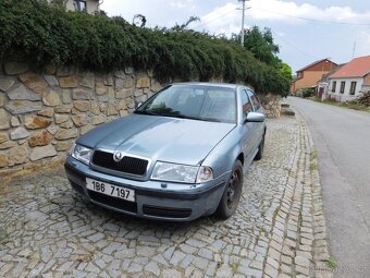 Škoda Octavia 1,6 benzín+LPG - 5