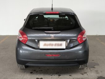 Peugeot 208 1.2i , 60 kW benzín, 2014 - 5