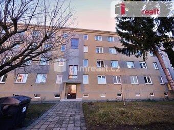 Pronájem bytu 3+1 na klidném místě - 5