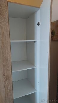 Šatní skříň - 5