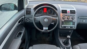 Touran 2.0tdi 125kw AdaptBiXenony Webasto Parktronik Zaves - 5