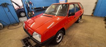 Skoda favorit forman červený - 5