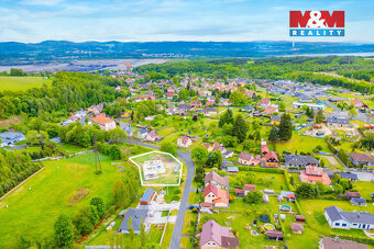 Prodej pozemku k bydlení, 1639 m², Lomnice, ul. Kraslická - 5