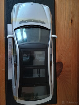 1:18 Maisto Dealer Edition - Mercedes-Benz Sportcoupe C-Klas - 5
