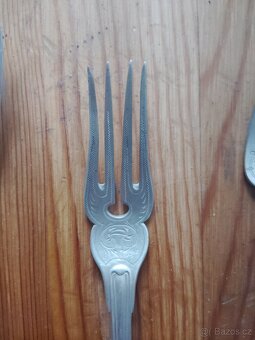 Starožitný stříbrný příbor - 5