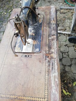 Starý šicí stroj-J.WARCHALOWSKI-Wien - 5