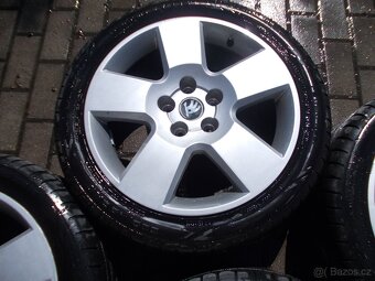 5x112 R17 orig. ŠKODA s PNEU 225/45R17 - 5