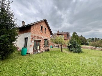 Prodej rodinného domu 5+1 140 m², pozemek 2201 m², Červený K - 5