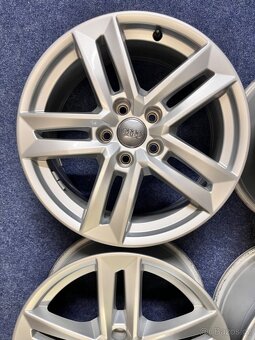 5x112 R17 originál alu disky Audi A4 - TOP STAV - 5