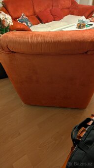 Daruji sedačku a křeslo za odvoz. - 5