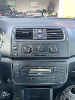 Škoda Fabie 2 .1.2 44 kw Rok 2009. - 5