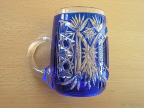 Modré přejímané broušené sklo - 5