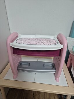 Postylka pro panenky, jídelní židlička,  přebalovací pult - 5