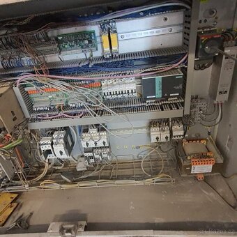 Obráběcí centrum na sklo a kámen INTERMAC Master 23 (8452) - 5