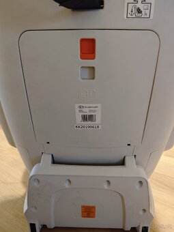 Dětská autosedačka Kinderkraft ONETO3 i-Size (9–36 kg) - 5