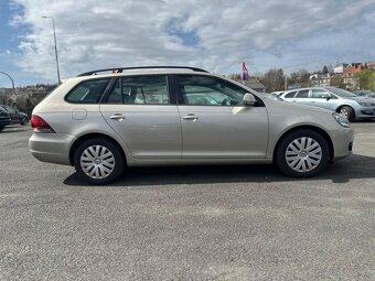 Volkswagen Golf - 5