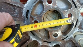 Celoroční pneu 195 /55 R 15 +alu disky - 5