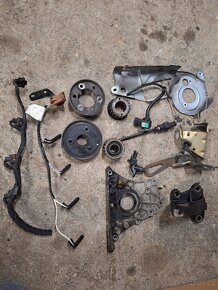 Motorové díly 1.9 dci - 5