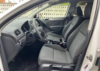 Volkswagen Golf 1.6TDi 77kw NAVI ALU odp.DPH manuál 77 kw - 5