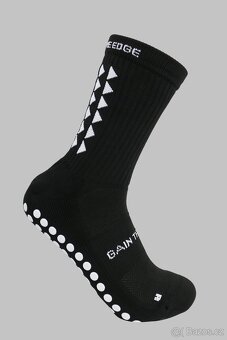 Výborné protiskluzové ponožky - grip socks - 5