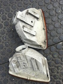 Přední blinkr Hella na VW Polo 86c - 5