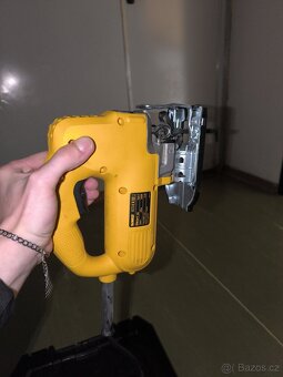 DeWALT DW341-QS pila, málo řezaná - 5