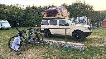 Nissan Pathfinder - 5