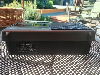 Rádiomagnetofon GRUNDIG - 5